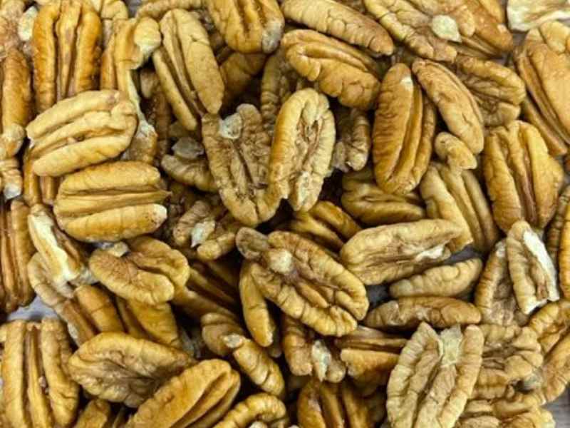 PECAN HALVES